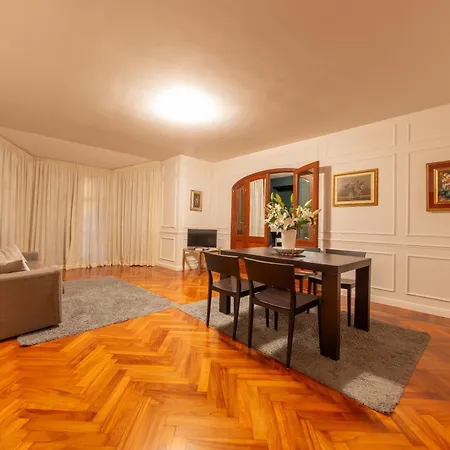 Πανσιόν G- Ai Giardini Di San Vitale 3*